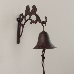 Nástěnný litinový zvonek s ptáčky Dakls