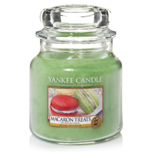 Yankee Candle vonná svíčka Macaron Treats Classic střední