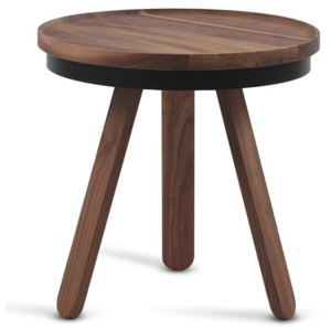 Hnědý odkládací stolek z dubového dřeva s černými detaily a podnosem Woodendot Batea S