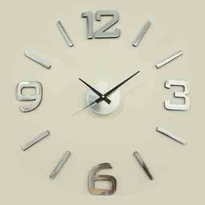 Nástěnné hodiny stříbrné
