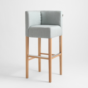 Světle modrá barová židle s přírodními nohami Custom Form Wilton
