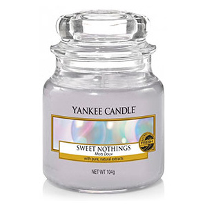 Yankee Candle – vonná svíčka Sweet Nothings, malá 104 g