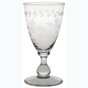 Green Gate - sklenice na víno Clear 16 cm (Krásná sklenice na víno s vybroušenými motivy lístků a květin.)
