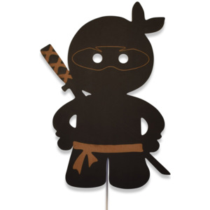 Nástěnná lampička Ninja - černý dřevěný podklad