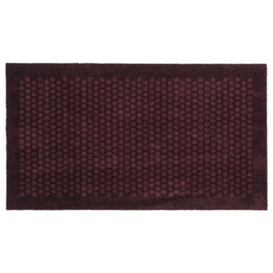 Tmavě vínová rohožka Tica Copenhagen Dot, 67 x 120 cm