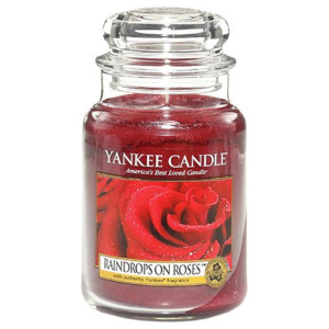 Yankee Candle – vonná svíčka Raindrops on Roses, velká 623 g