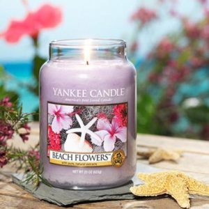 Yankee Candle - Beach Flowers 623g (Jako delikátní vzpomínka na mořské vlny… svůdná vůně tuberózy, lilie a hyacintových květů v harmonii s jemnými vod