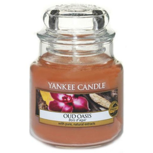 Svíčka ve skleněné dóze Yankee Candle Olej Oud, 104 g
