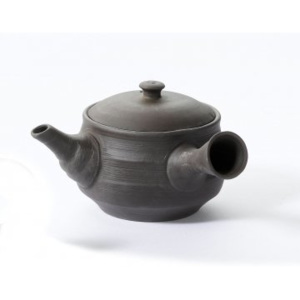 Great Tea Garden Japonská čajová konvice Šinzó Do 600 ml