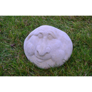 Komický kámen menší - kamenná socha z pískovce