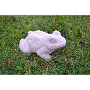Žába skokan - kamenná socha z pískovce