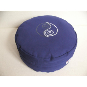 S radostí - vlastní výroba Meditační sedák jin - jang modrý Velikost: ∅30 x v12 cm