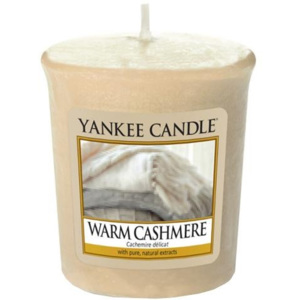 Svíčka Yankee Candle Hřejivý kašmír, 49 g