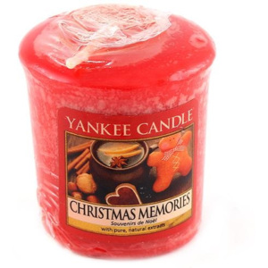 Svíčka Yankee Candle Vánoční vzpomínky, 49 g