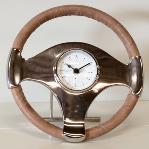 Alomi design Stolní hodiny Steering Wheel