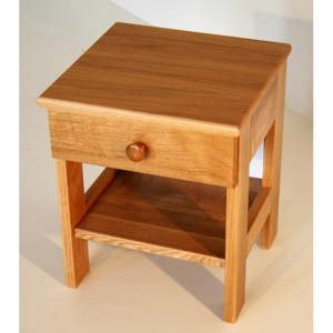 Noční stolek z borového, smrkového nebo dubového masivu