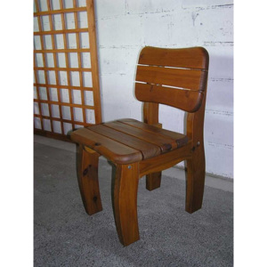 STURM - tvarovaná zahradní židle z masivu