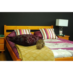 Prostorná manželská postel z masivu model Erin 160 x 200 01 - borovice