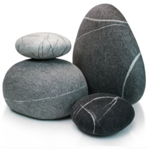FIVETIMESONE polštáře/stoličky Stone collection