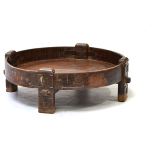 Ručně vyřezávaný kulatý stolek z antik teakového dřeva, prům.88cm výška 28cm