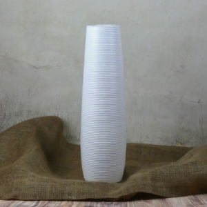 Vysoká keramická váza STRIPS- bílá, 45 cm