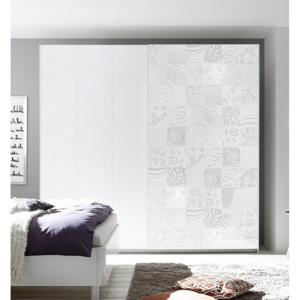 Vybavená šatní skříň s posuvnými dveřmi Xaos-SD-275 bílý mat v kombinaci s dekorem bílým