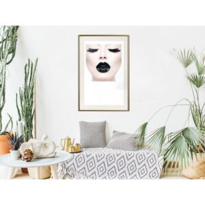Plakát v rámu - Černá rtěnka - Black Lipstick 20x30 Zlatý rám s passe-partout