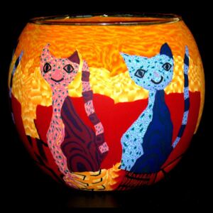 Malovaný skleněný svícen Kočky