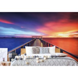 GLIX Fototapeta - Ocean Pier Dramatic Sunset Vliesová tapeta - 206x275 cm