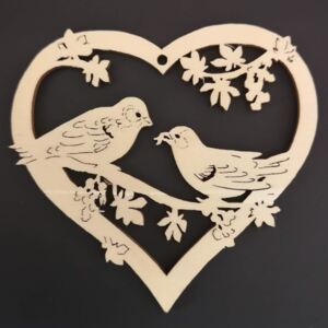 AMADEA Dřevěná ozdoba srdce s ptáčky 9 cm
