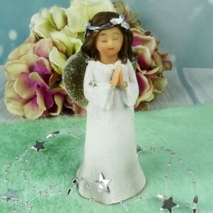 Andílek s věnečkem modlící se- figurka 14 cm