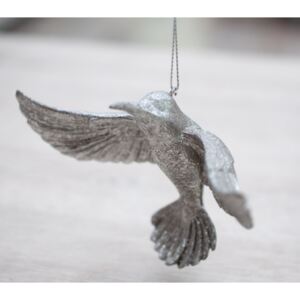 Vánoční ozdoba na zavěšení kolibřík na zavěšení stříbrný plast 9,5x13x5 cm