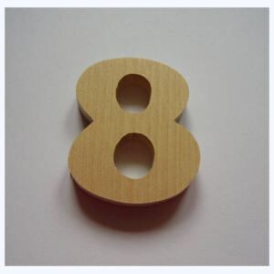 "8" dřevěné domovní číslo v.4,5 cm hnědé