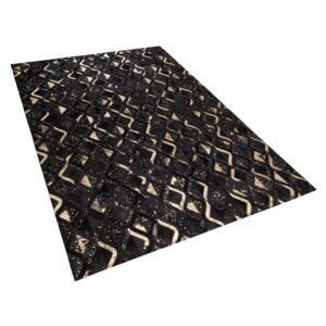 Černo-zlatý kožený koberec 140x200 cm DEVELI