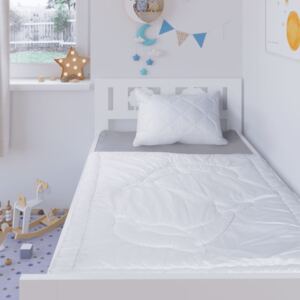 Kvalitex Dětská přikrývka do postýlky z dutého vlákna 90x135cm bílá