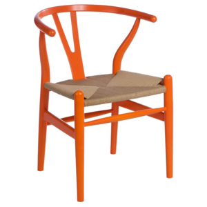 Dřevěná jídelní židle v oranžové barvě s pleteným sedákem DO141