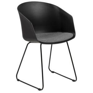 SCANDI Černá plastová jídelní židle Parley s čenou podnoží