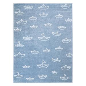 C.city Dětský kusový koberec pastel modrý lodička na moři Rozměr: 120x170cm