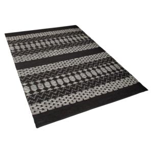 Kožený koberec 140 x 200 cm černý s béžovou SOKUN